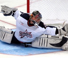 开云APP-约基奇点燃赛场，76人险胜猛龙背后的战术博弈