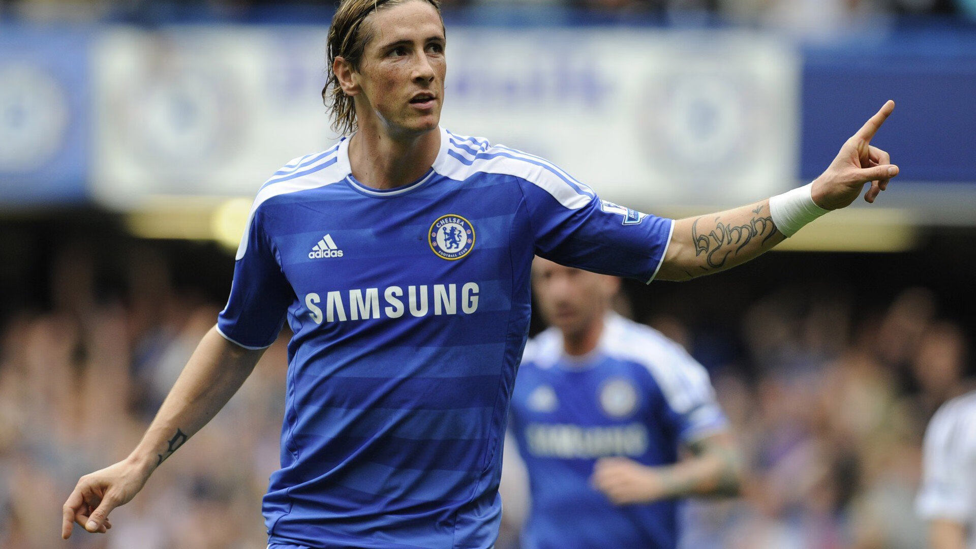 基米希中场风暴撕裂蓝鹰，莱比锡红牛用德国铁蹄踏碎意大利防线