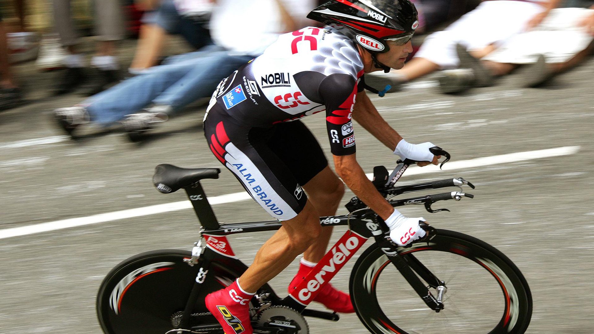 美加墨世界杯焦点战前瞻，凯尔特人加时险胜开拓者显韧性